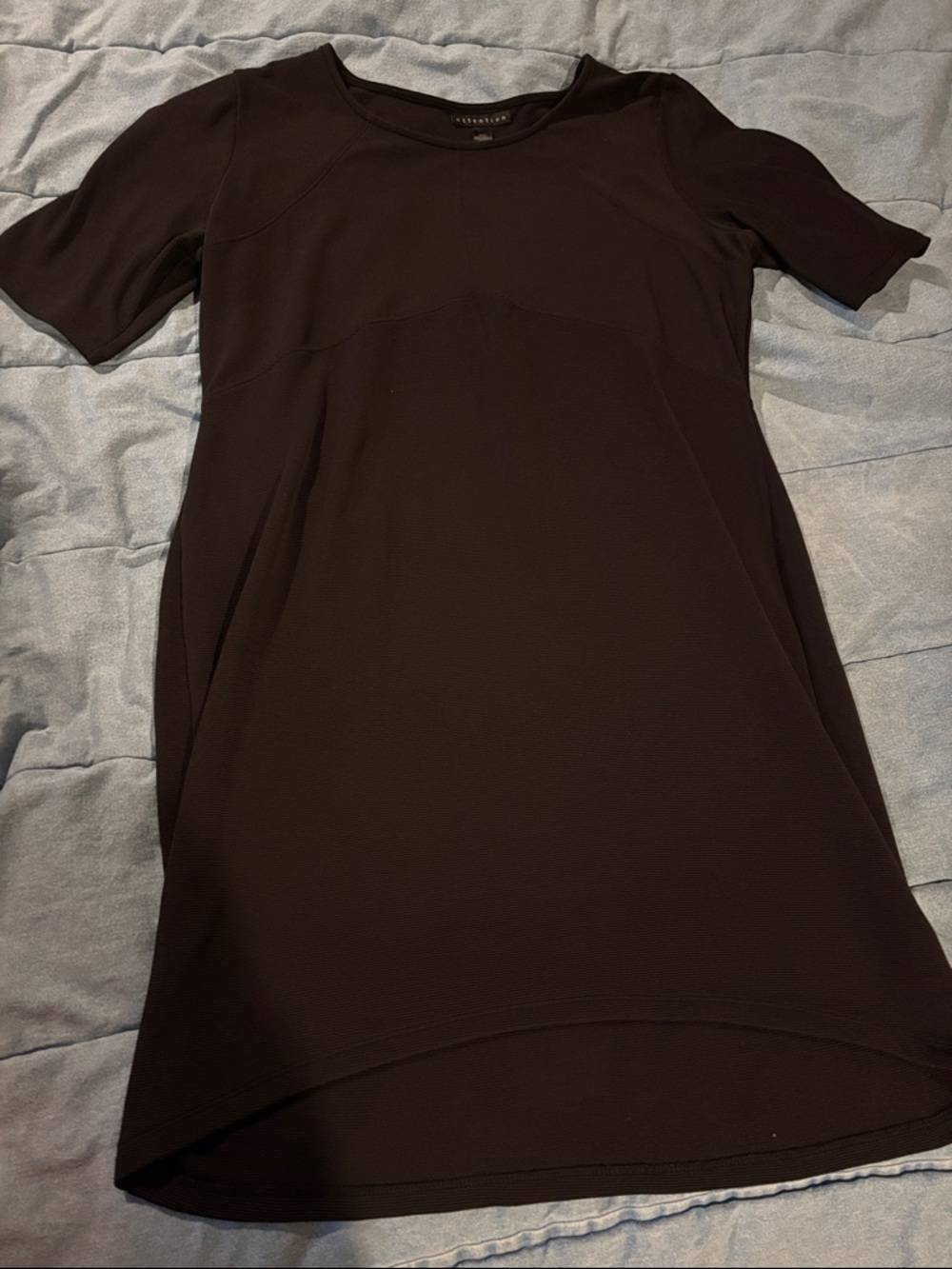 Attention 1x Black Short-Sleeve Dress front shorter than back